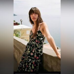 New Zara Floral Spaghetti Strap Dress Size Medium